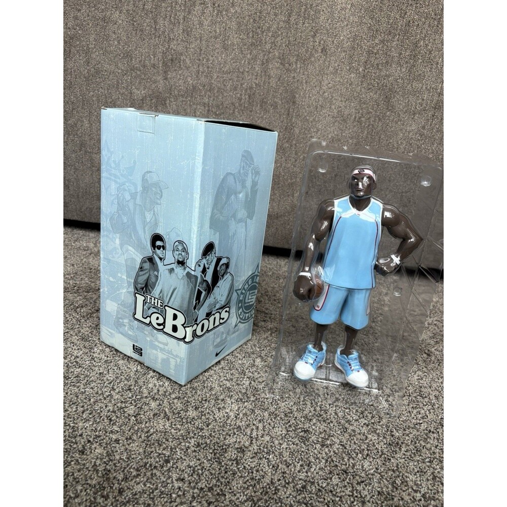 Nike Lebron James Upper Deck 2005 Athlete The LeBrons 12" Action Figure